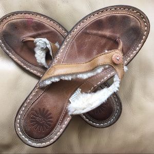 Ugg flip flops with shearling lining